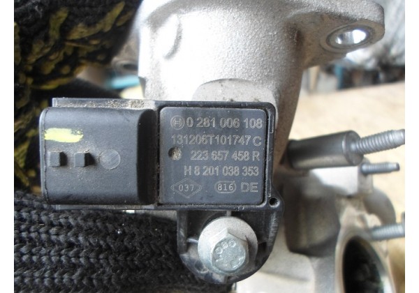 Датчик тиску в впускному коллекторі Renault Kangoo II, Clio IV, Megane III, Scenic III, Kangoo III, Captur 1.5 dci, 8201038353, 0281006108